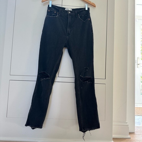 Abercrombie The Ankle Straight Ultra High Rise Jeans - Picture 2 of 5